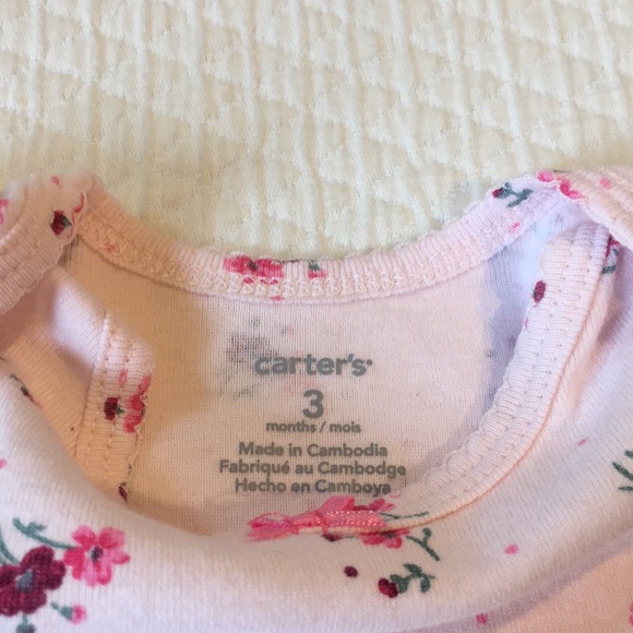 Carter’s Short Sleeve Onesies (SET OF 5) - Picture 3 of 9